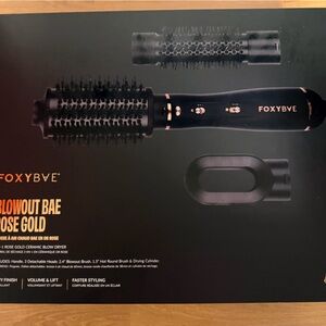 FOXYBAE Rose Gold Blowout Hair Dryer Brush - Rose Gold